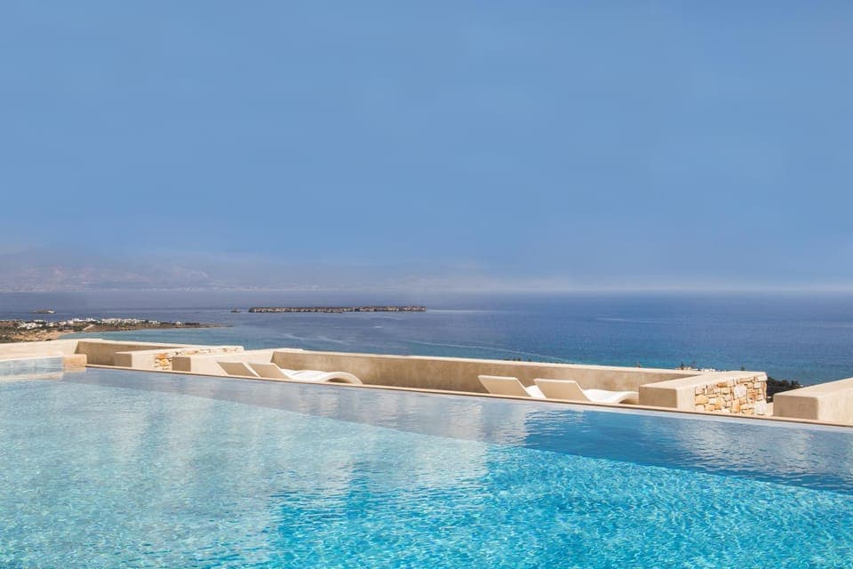 Pool view, Sea view, Swimming pool, sunbed