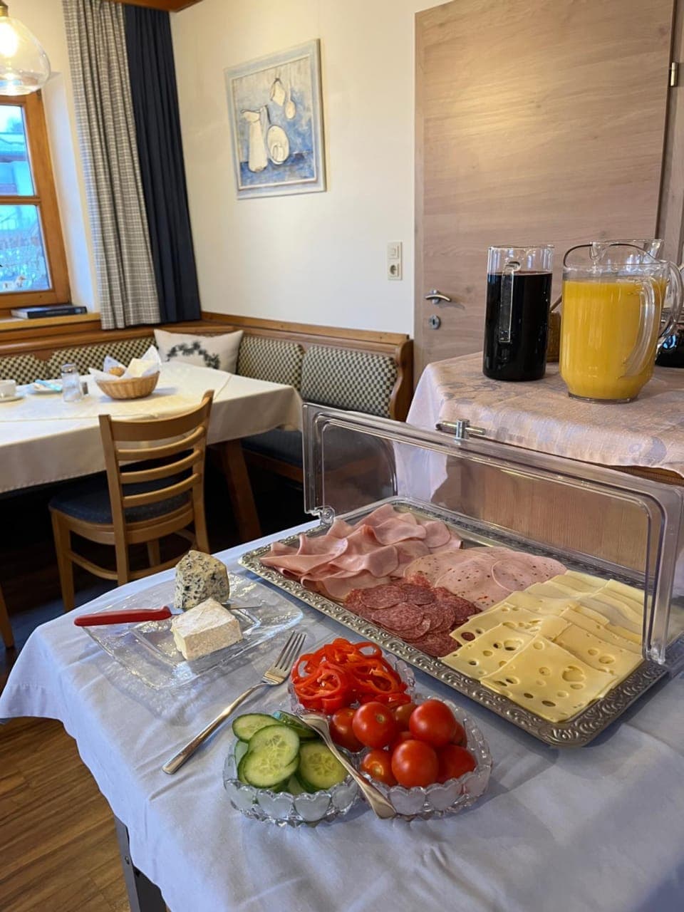 Breakfast, Buffet breakfast