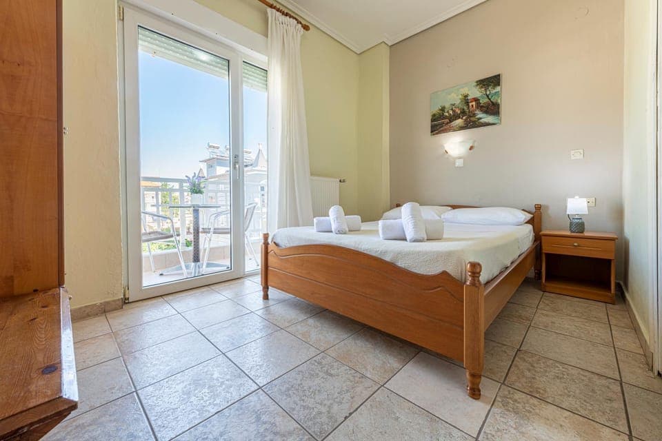 Bed, View (from property/room), Balcony/Terrace, Photo of the whole room, Bedroom, towels