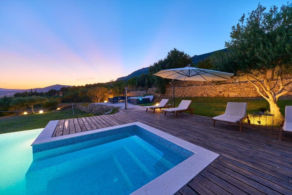 Pool view, Swimming pool