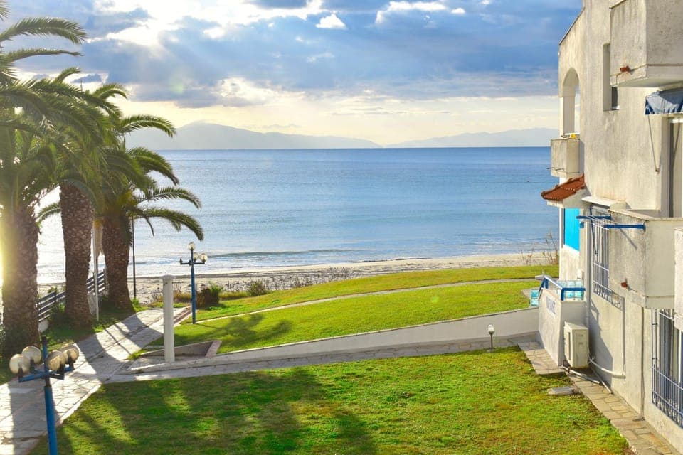 Nearby landmark, Garden, Beach, Garden view, Sea view