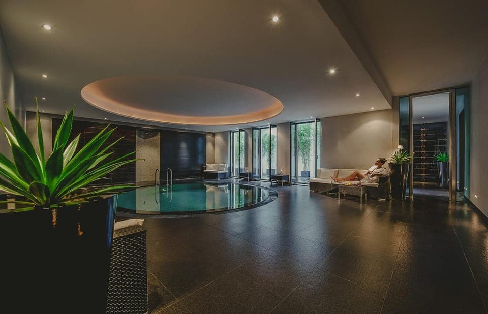 Spa and wellness centre/facilities, Swimming pool
