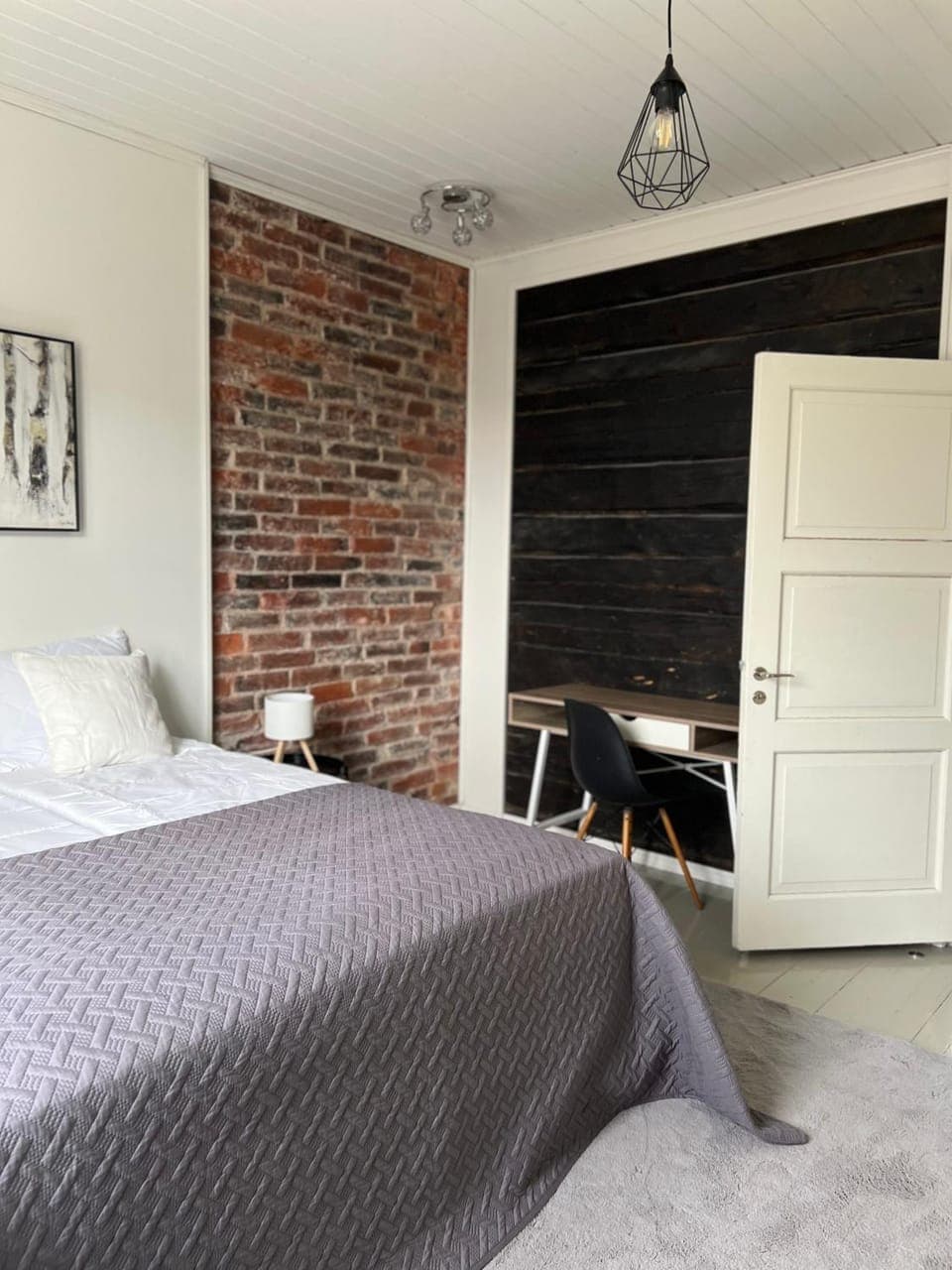 Unique & premium apartment with free wifi & parking for 2 cars in the center of Kerava Apartment in Uusimaa