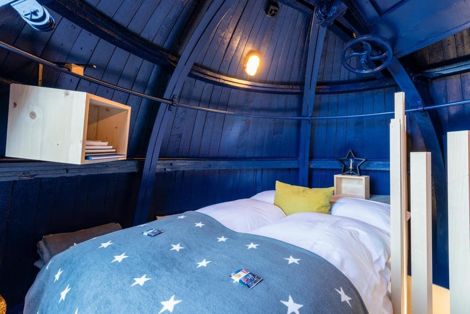 Photo of the whole room, Internal: Not applicable to any particular room