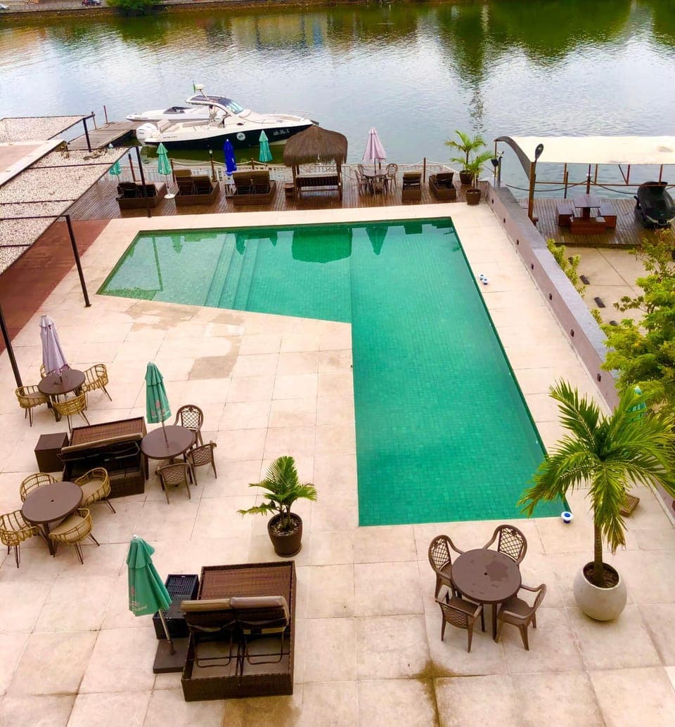 Lake view, River view, Swimming pool, Swimming pool