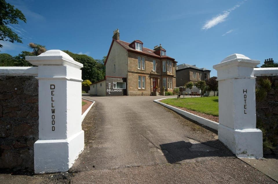 Facade/entrance, Street view