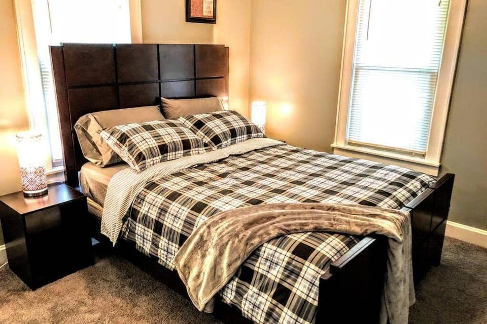 Bed, Bedroom