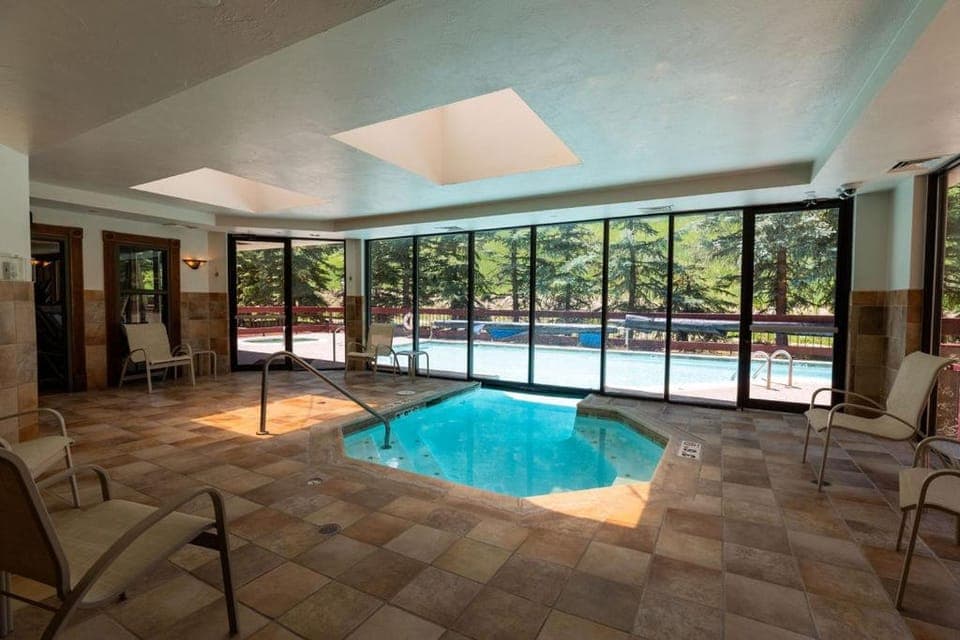Strawberry Park True Ski In Ski Out by Vail Realty Apartment in Beaver Creek