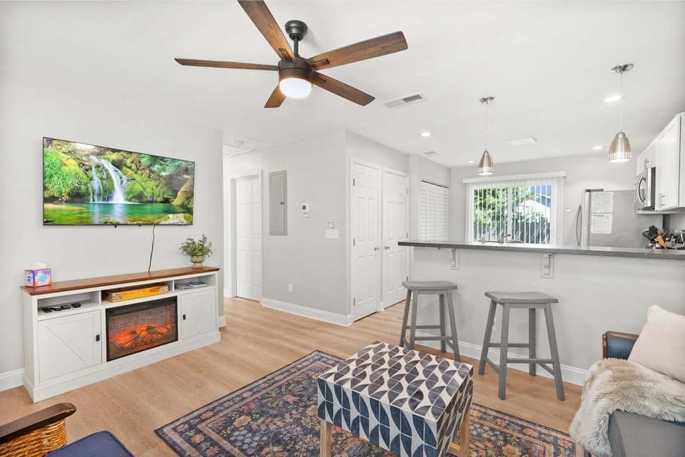 Secret Cottage 10 min to DT Dogs OK BBQ Parking House in Saint Augustine