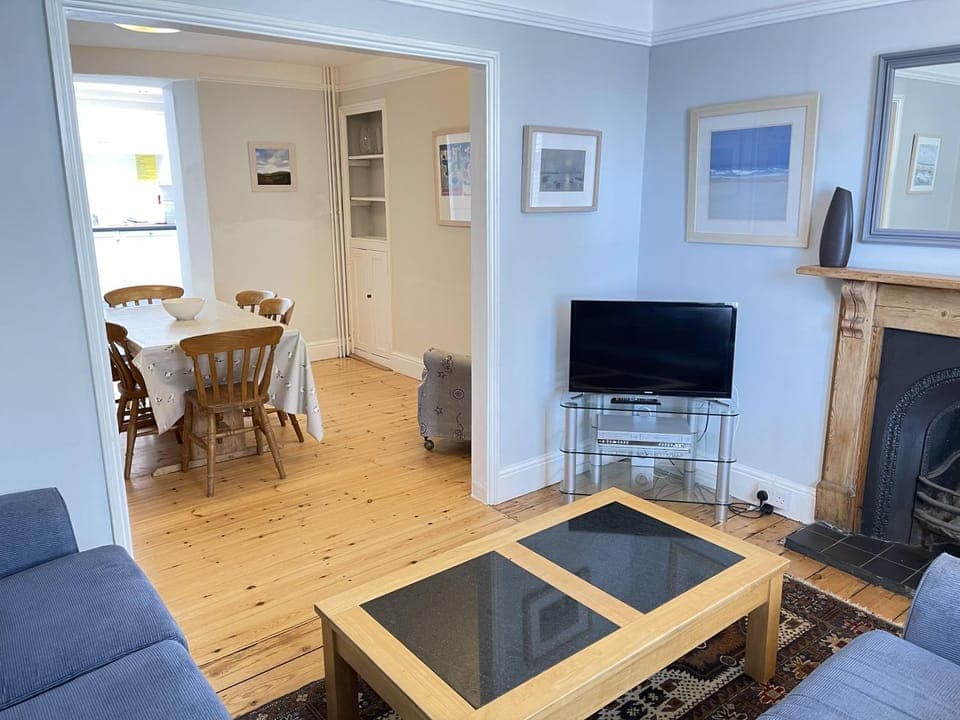 Property building, TV and multimedia, Living room, Dining area