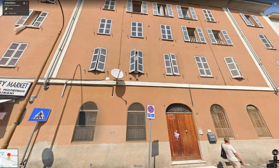 Property building, Facade/entrance