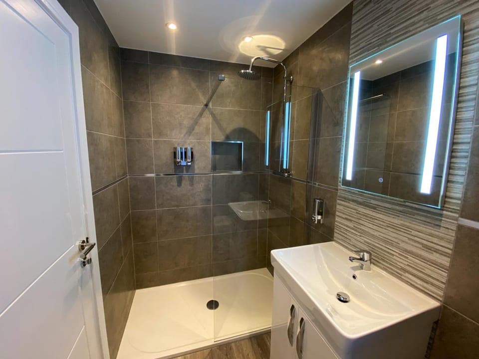 Shower, Bathroom