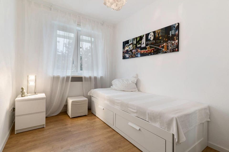 Living room, Bedroom