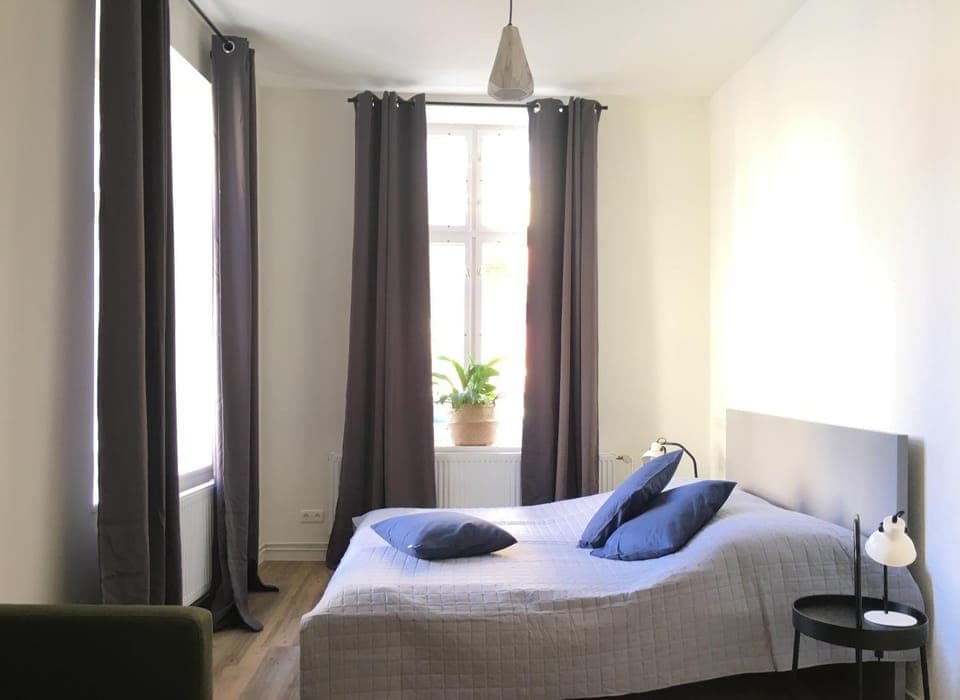 Bed, Photo of the whole room