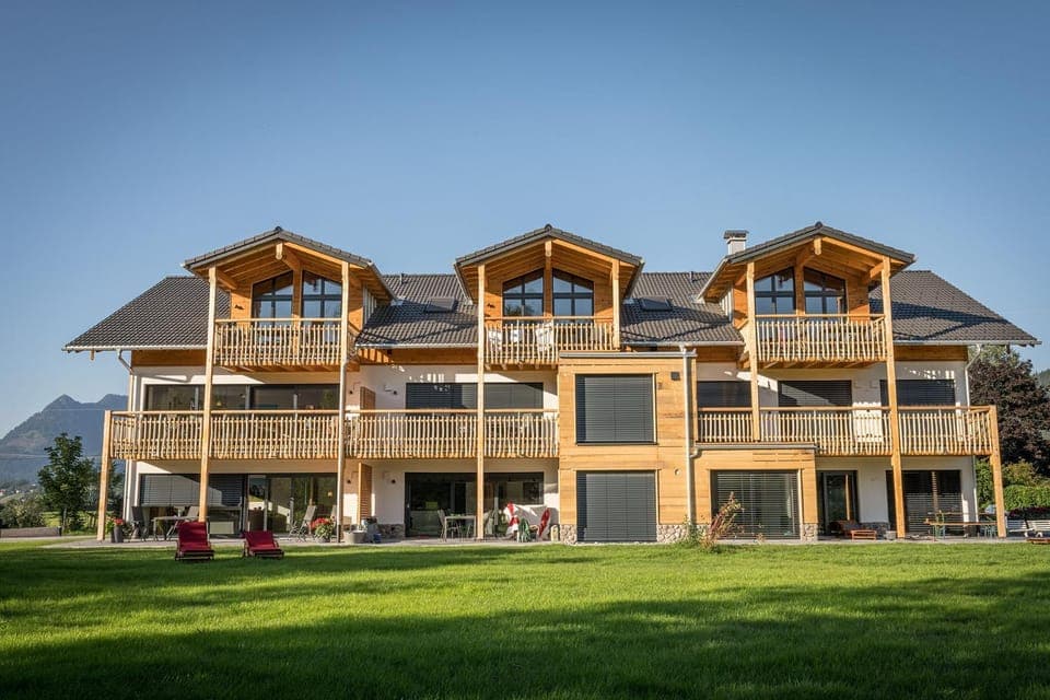 Property building, Facade/entrance, Natural landscape, Decorative detail