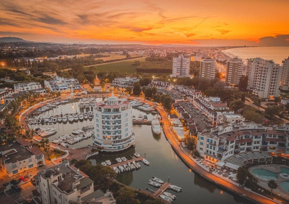 Property building, Bird's eye view