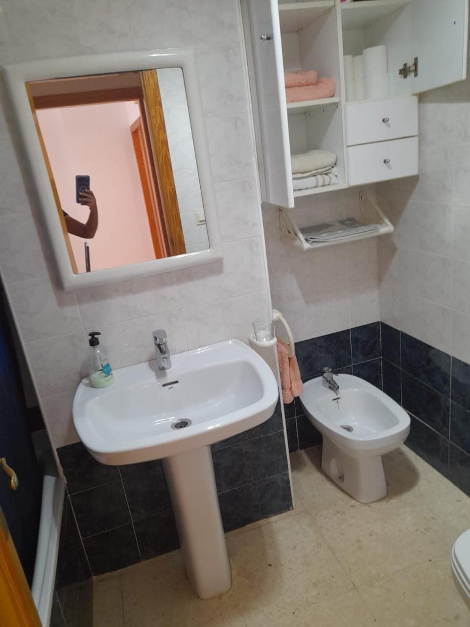 Relax y cómodo APARTAMENTO CON GRAN TERRAZA, PARKING, PISCINA Y CON VISTAS AL MAR, A SOLO 50 m DE LA PLAYA Apartment in Daimús