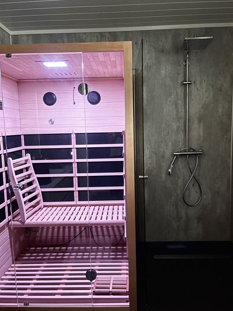 Sauna, Bathroom