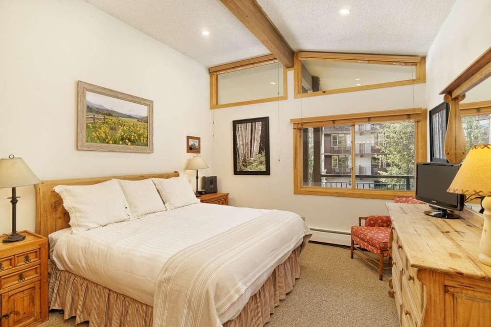 Shadowbrook 303 House in Snowmass Village