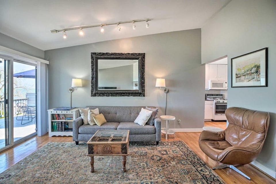 Lakefront Family Retreat w/ Grill: Steps to Beach! House in Gary