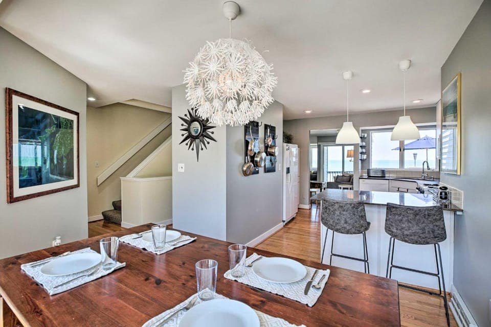 Lakefront Family Retreat w/ Grill: Steps to Beach! House in Gary
