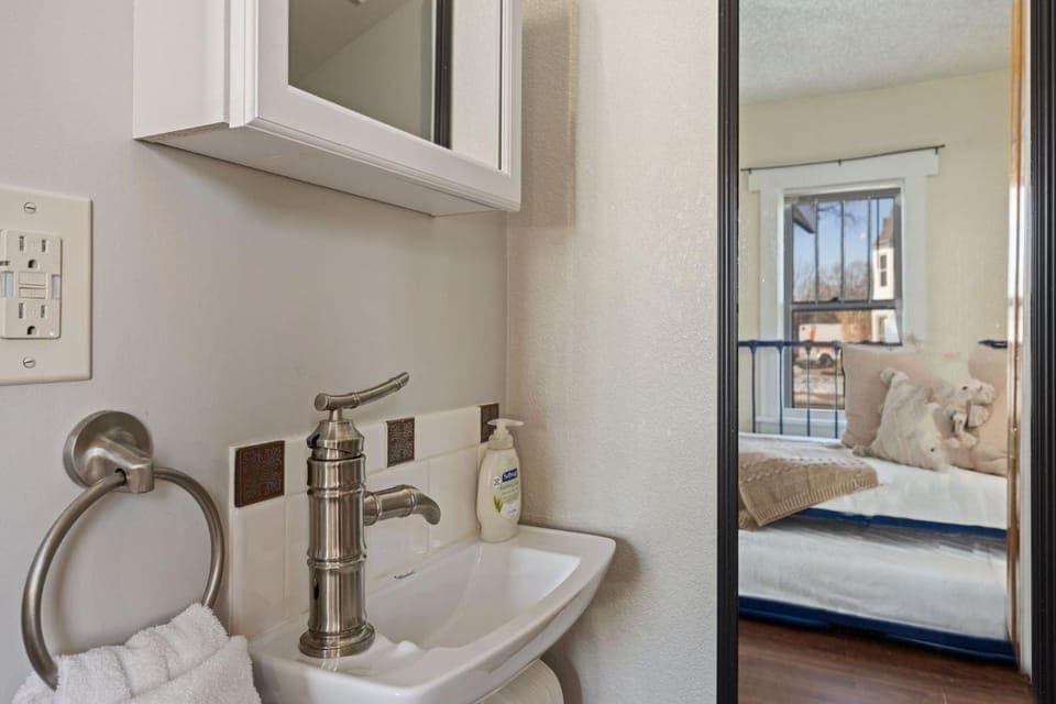 Newly Renovated in the Heart of Historic Loveland House in Loveland