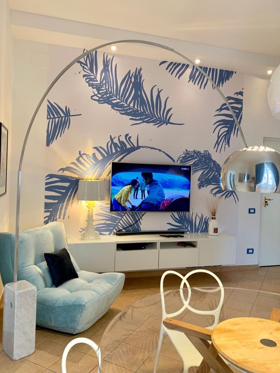 TV and multimedia, Living room, Seating area