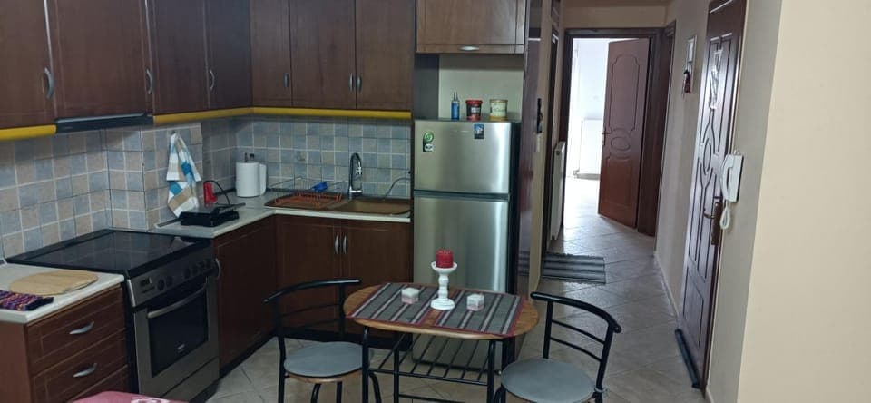 Kitchen or kitchenette, Dining area, minibar, oven, pet friendly, stove