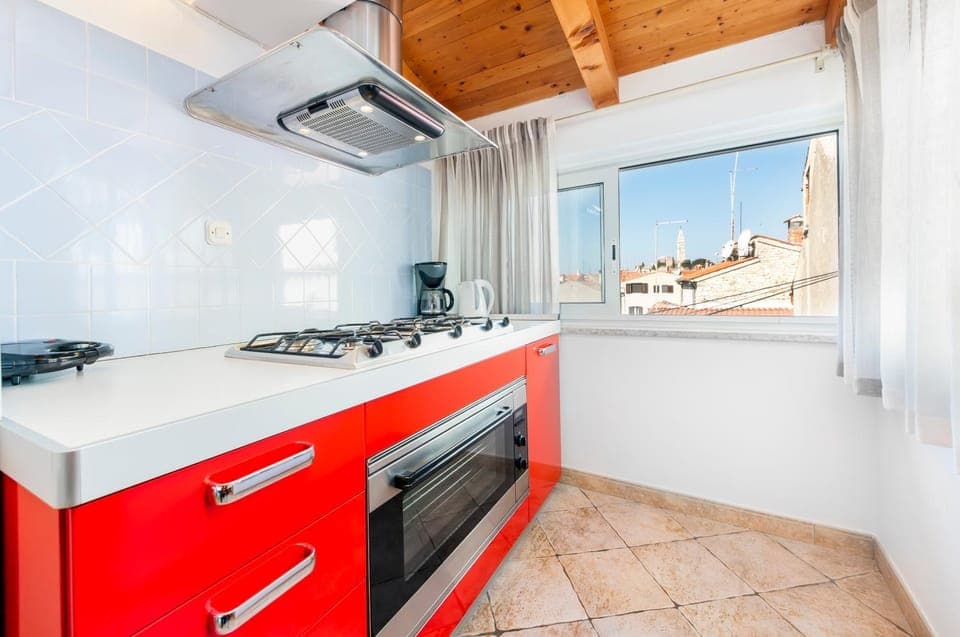 View (from property/room), Kitchen or kitchenette