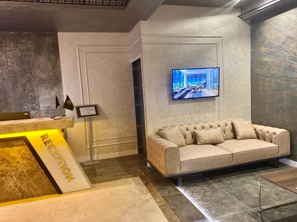 TV and multimedia, Lobby or reception, Seating area