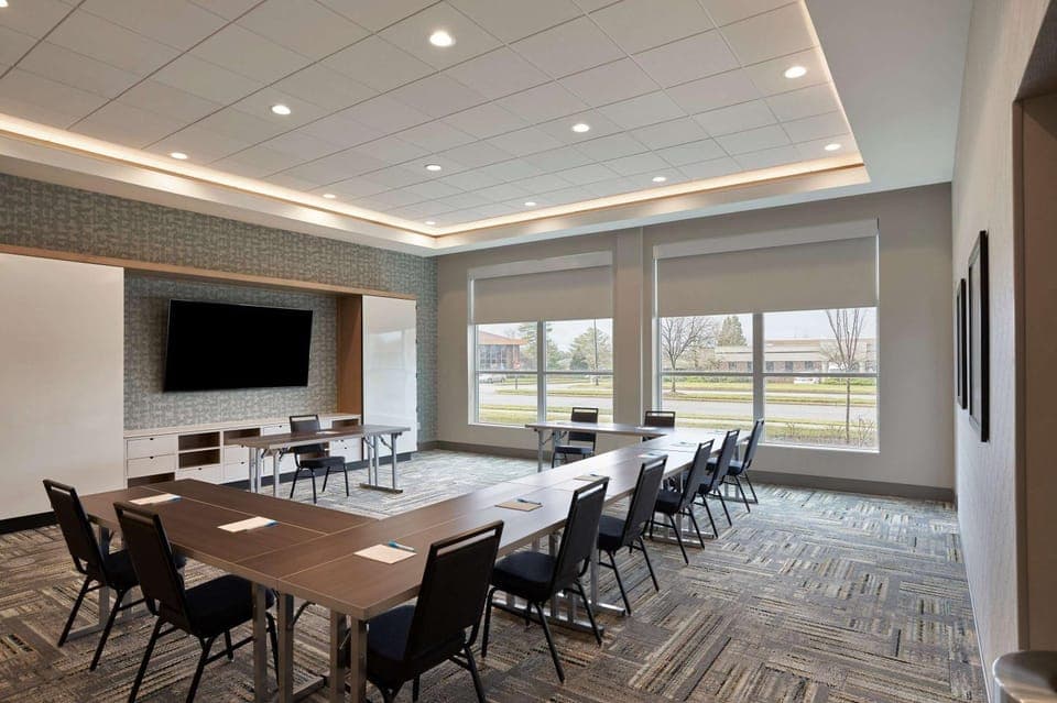 Meeting/conference room