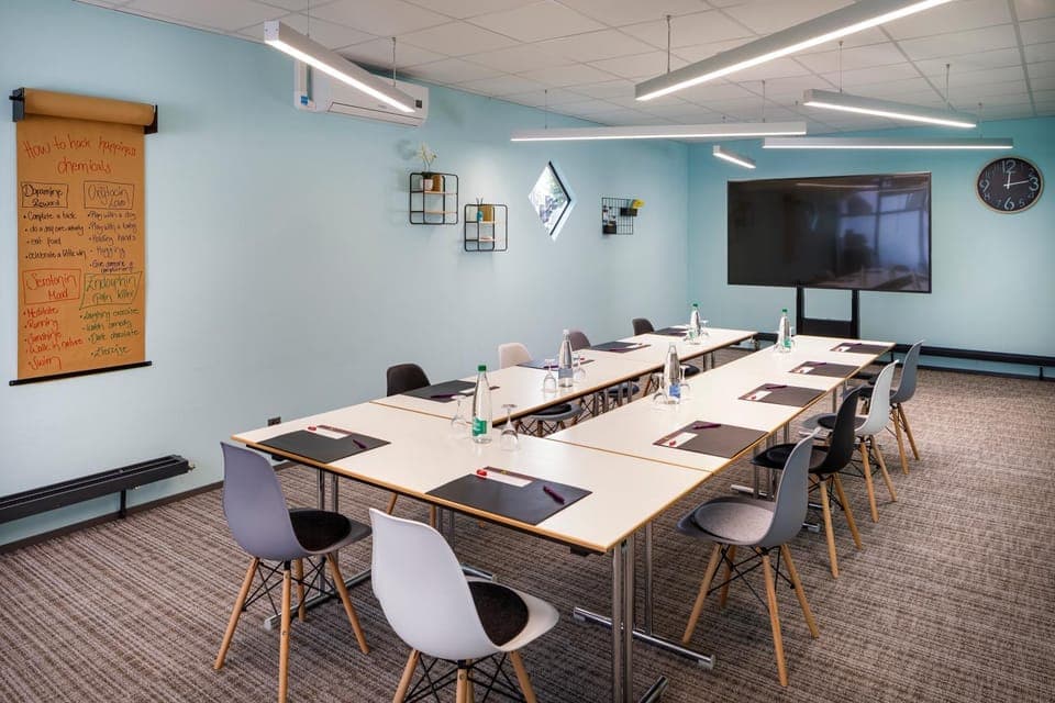 Meeting/conference room