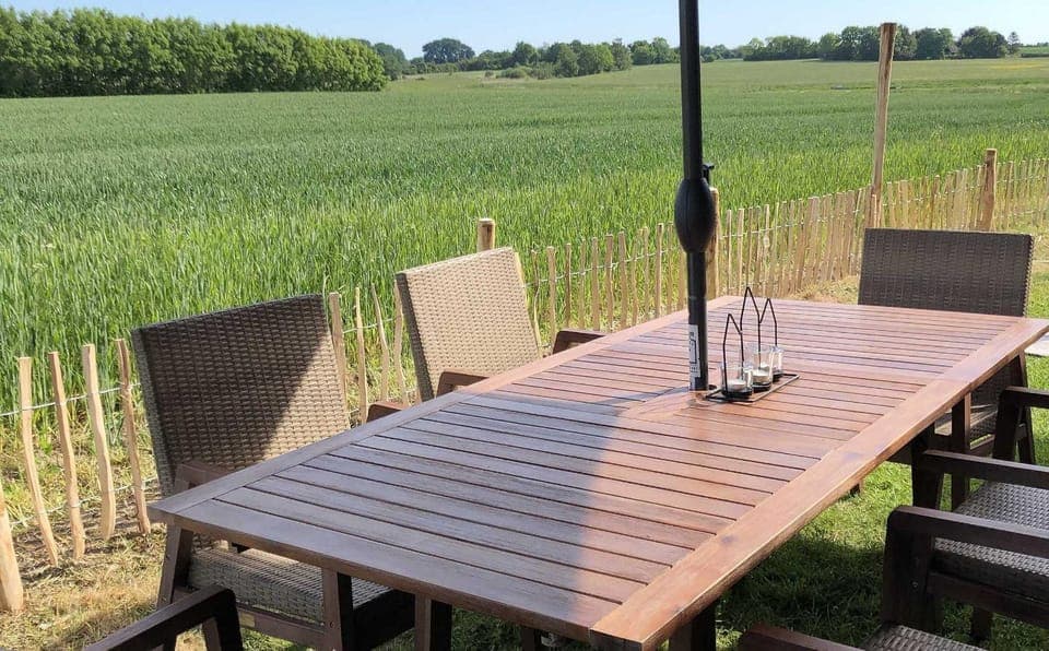 Property building, View (from property/room), Balcony/Terrace, Garden view