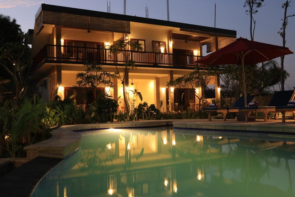 Facade/entrance, Garden, Swimming pool