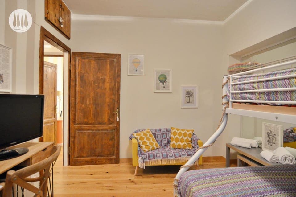 Bed, Bedroom, bunk bed