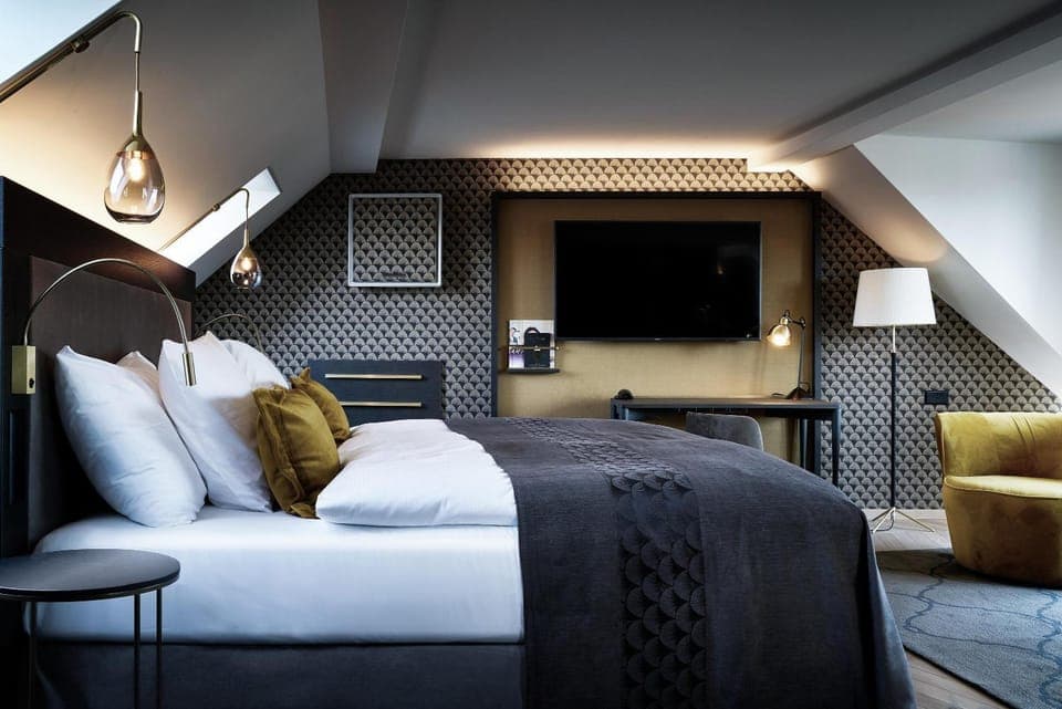 Photo of the whole room