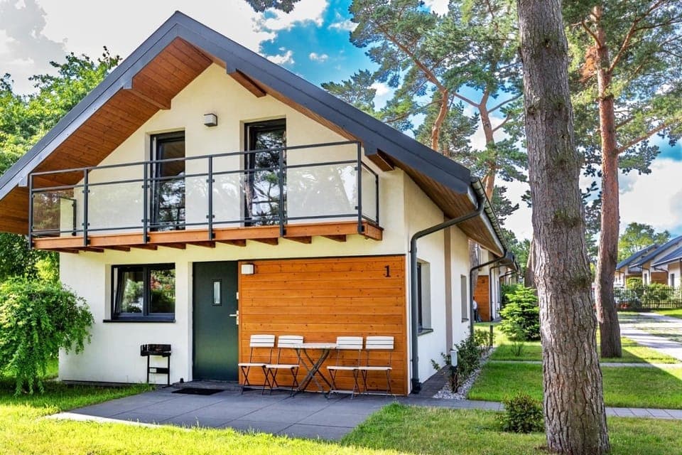 Property building, BBQ facilities, Balcony/Terrace