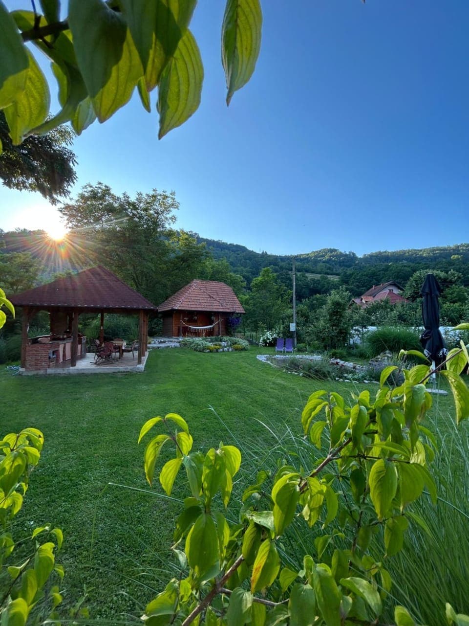 Spring, Natural landscape, Garden view, Mountain view