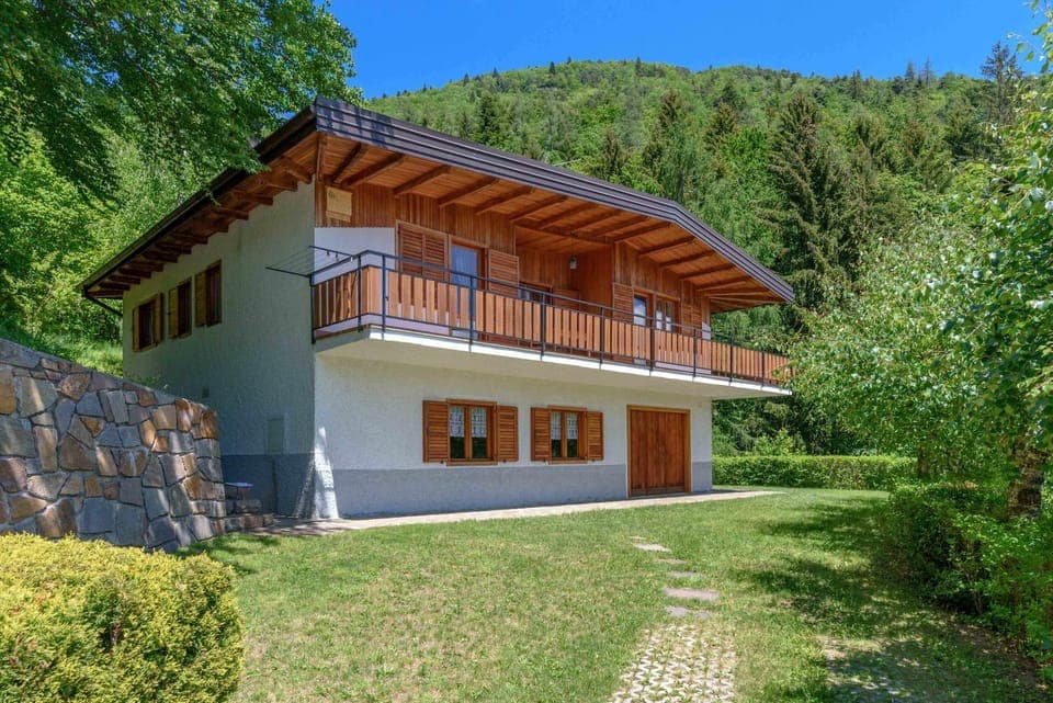 Facade/entrance, Garden, View (from property/room), Balcony/Terrace