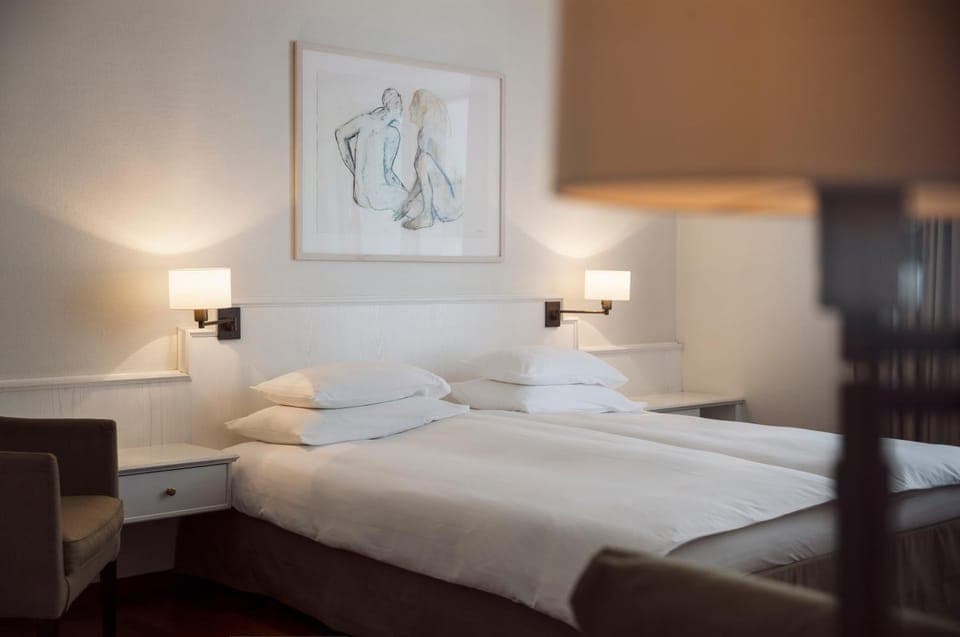 Bed, Photo of the whole room