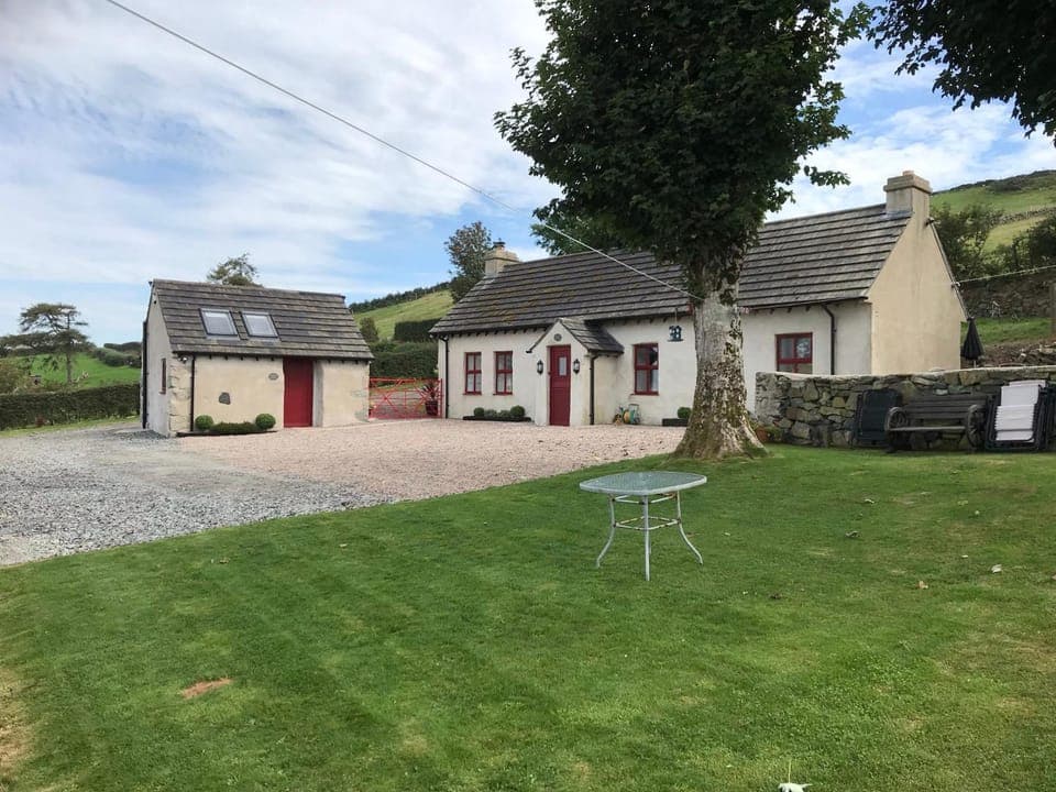 Mc Courts Cottage & Barn House in Northern Ireland