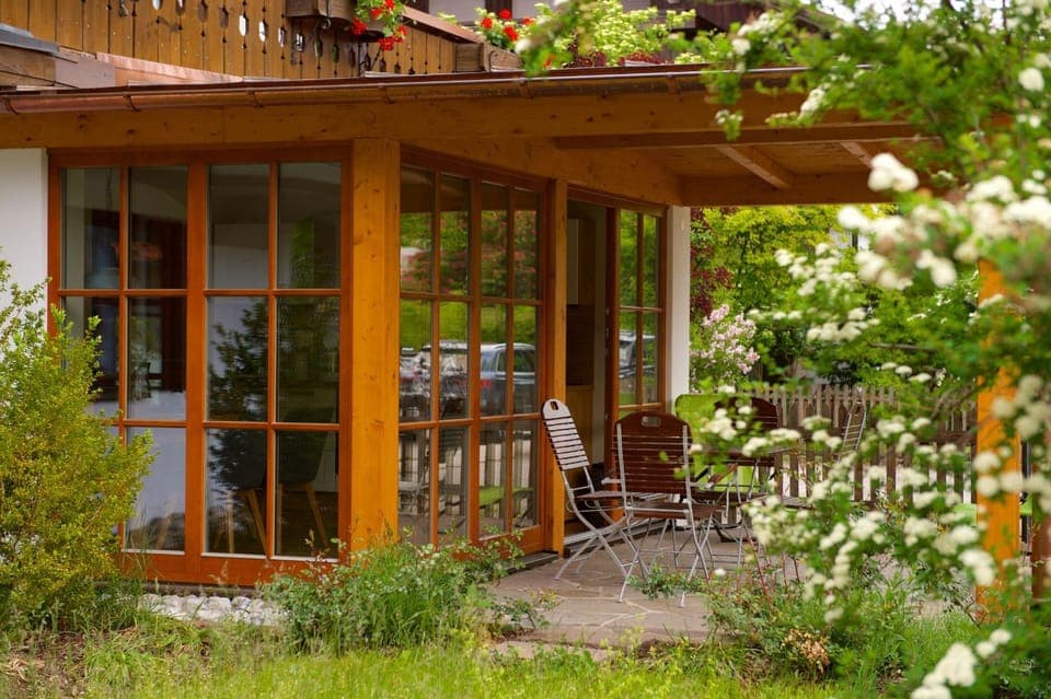 Garden, Balcony/Terrace
