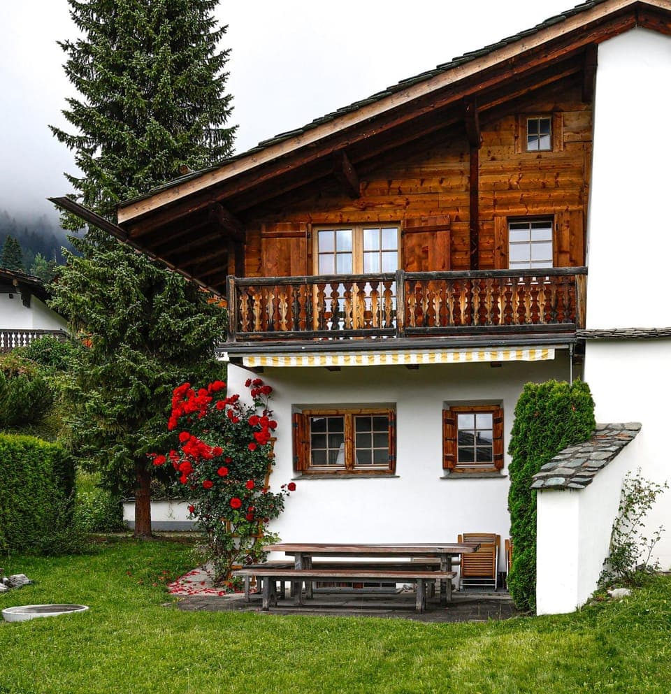 Property building, Garden