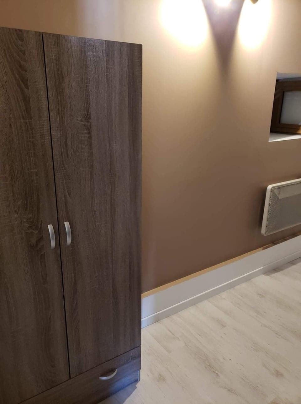 Steam room, wardrobe