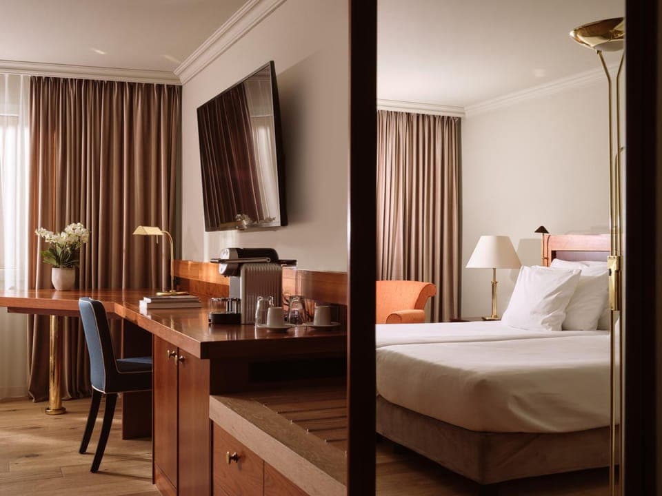 Photo of the whole room