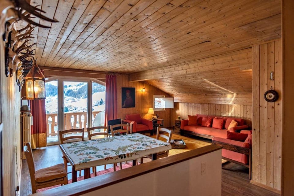 Communal lounge/ TV room, Living room