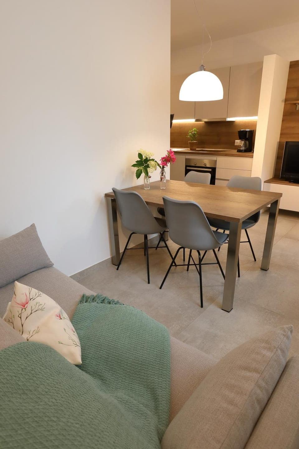 Living room, Dining area