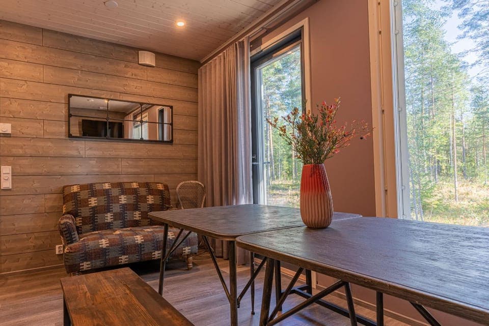 Garden, Seating area, Dining area