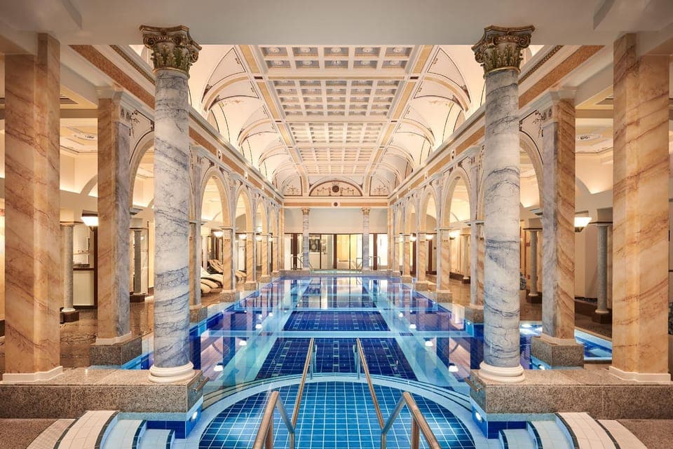 Spa and wellness centre/facilities, Swimming pool