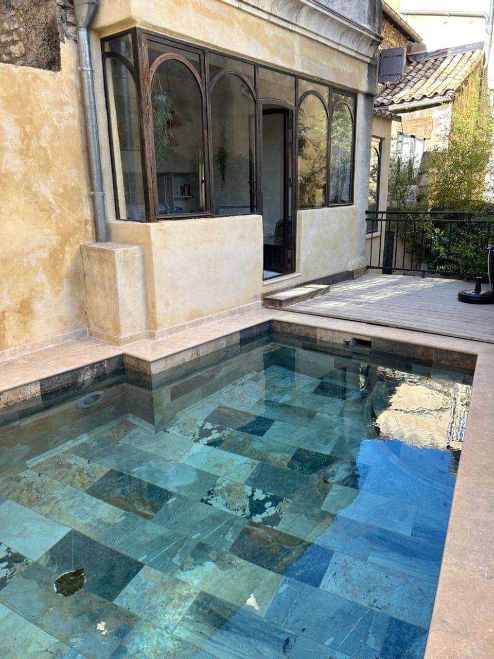 Swimming pool